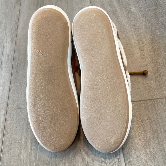 BEEK  Suede Shearling Boots Size 9 NWOT - Picture 5 of 8